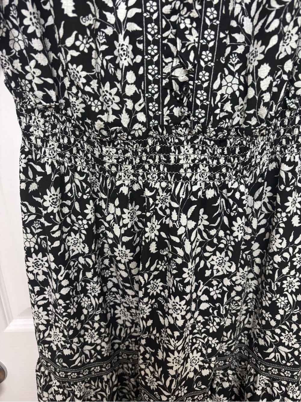 Max Studio Black & White Floral Smocked Maxi Dress - Picture 8 of 15